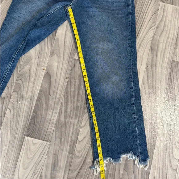 Free People We The Free Button Fly Distressed Raw Hem Cropped Jeans 28 G-4 - Picture 14 of 14